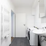 Διαμέρισμα 2 Bedroom With Free Parking And Terrace