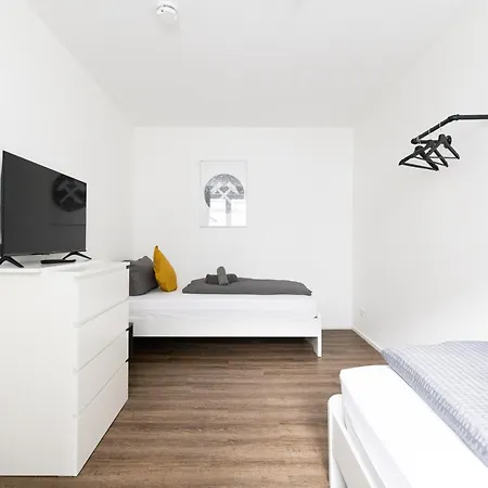 2 Bedroom With Free Parking And Terrace Apartment
