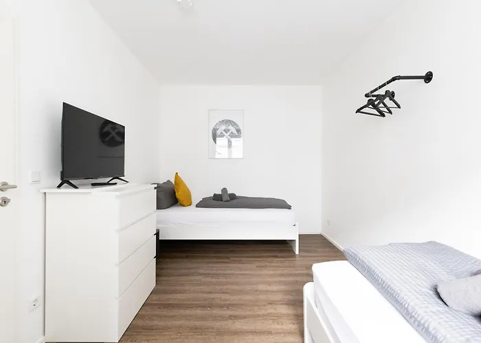 2 Bedroom With Free Parking And Terrace Lejlighed