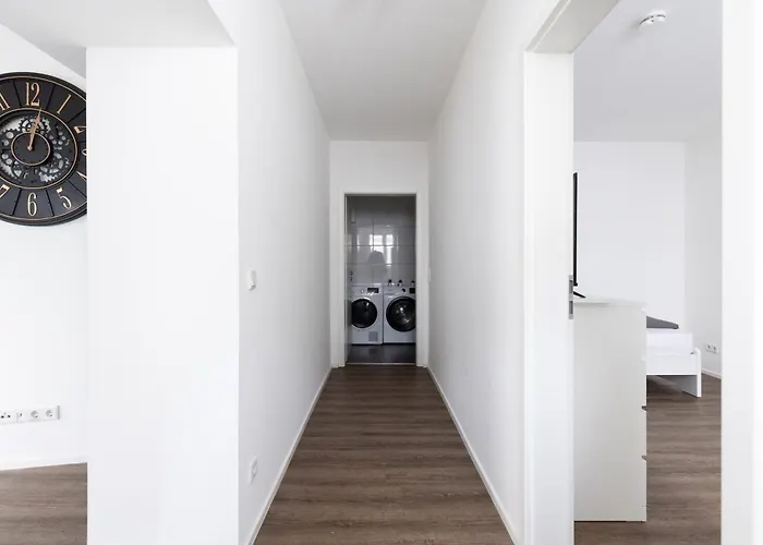 Lejlighed 2 Bedroom With Free Parking And Terrace *