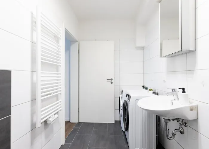 Lejlighed 2 Bedroom With Free Parking And Terrace