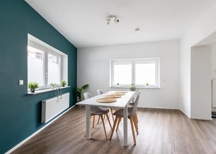 2 Bedroom With Free Parking And Terrace Lejlighed